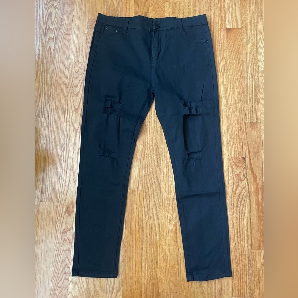SHEIN Black Denim Jeans